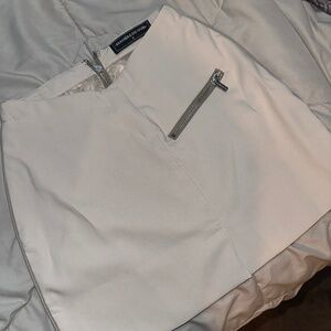 Maniere De Voir - Skirt with zipper accent  (Stone)